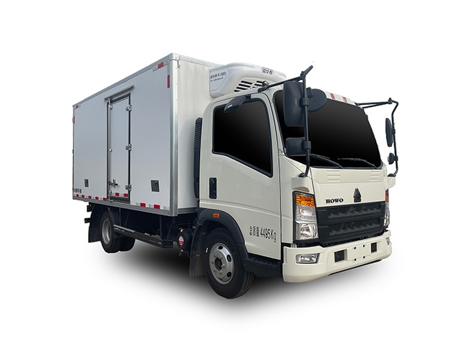 HOWO light-duty refrigerator truck