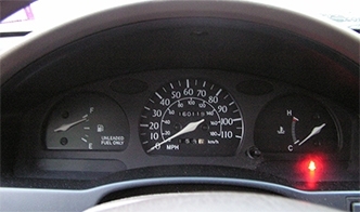 采用瞬時油耗儀，改變駕駛習(xí)慣，降低油耗